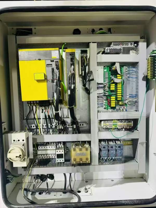 福建工厂265台润星HS-500T     主轴20000转，伺服刀库.