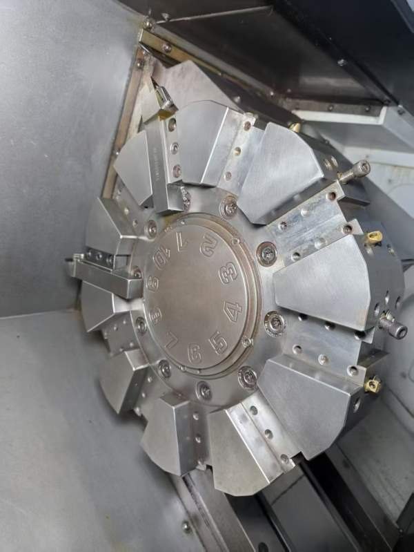 2022年国韩斗山PUMA3050斜轨刀机塔，发那科系，统回转.