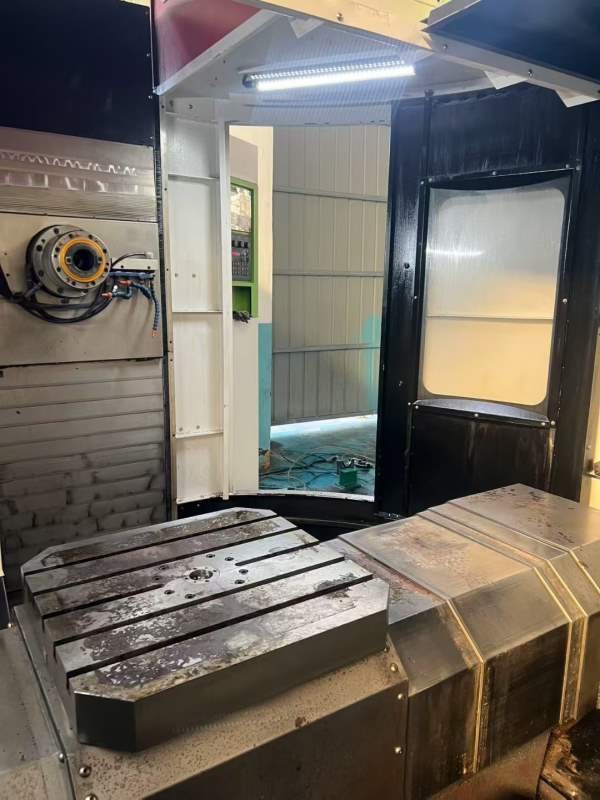 格勒玛700单工作台卧加三轴行程/Y/Z，1100/730/890mm.