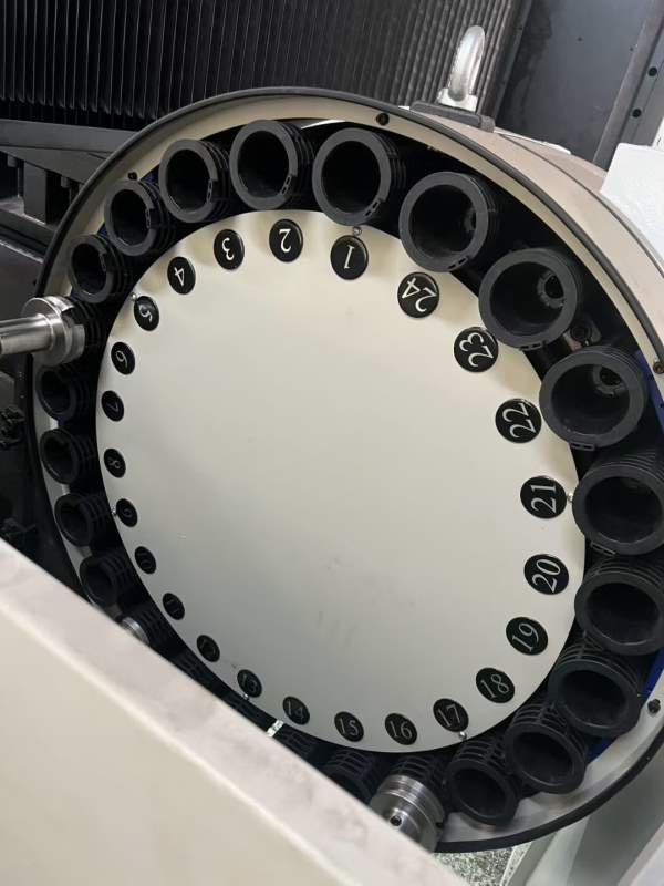 南通国盛4028龙门加工中心，工作台2000/4000mm，门宽2.