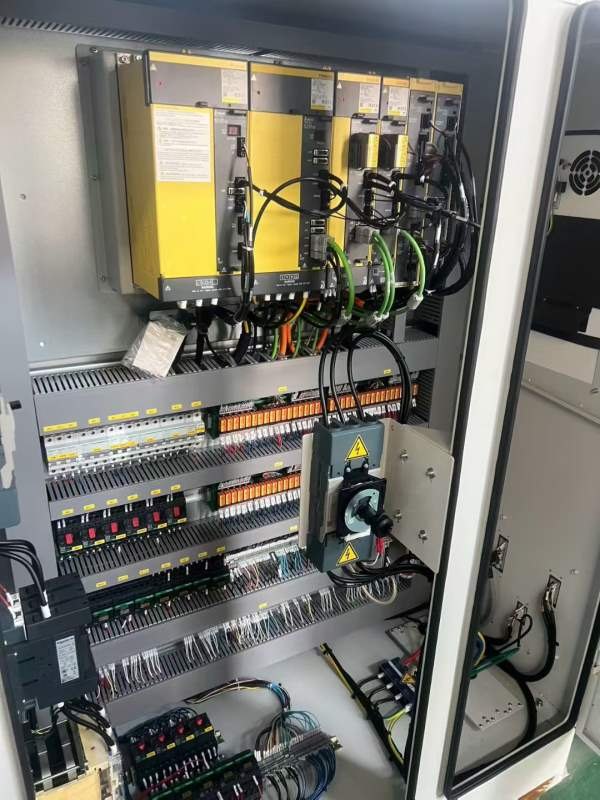 南通国盛4028龙门加工中心，工作台2000/4000mm，门宽2.