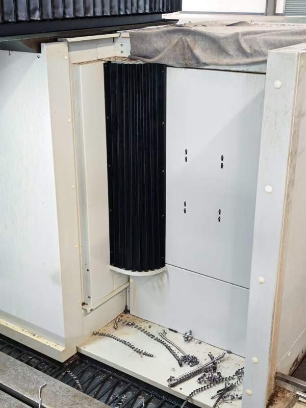 宁波海天3260龙门准新机发那科系统22年11月出厂工作台.