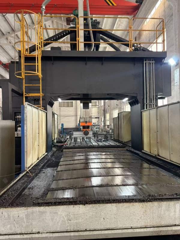 顶配南通国盛4028龙门加工中心，九成新2022年10月设备.