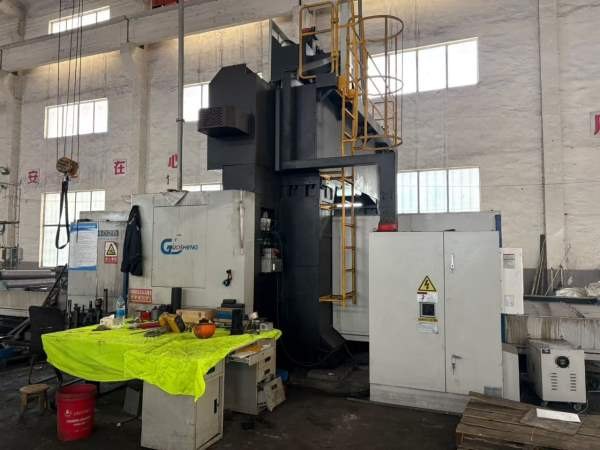 顶配南通国盛4028龙门加工中心，九成新2022年10月设备.