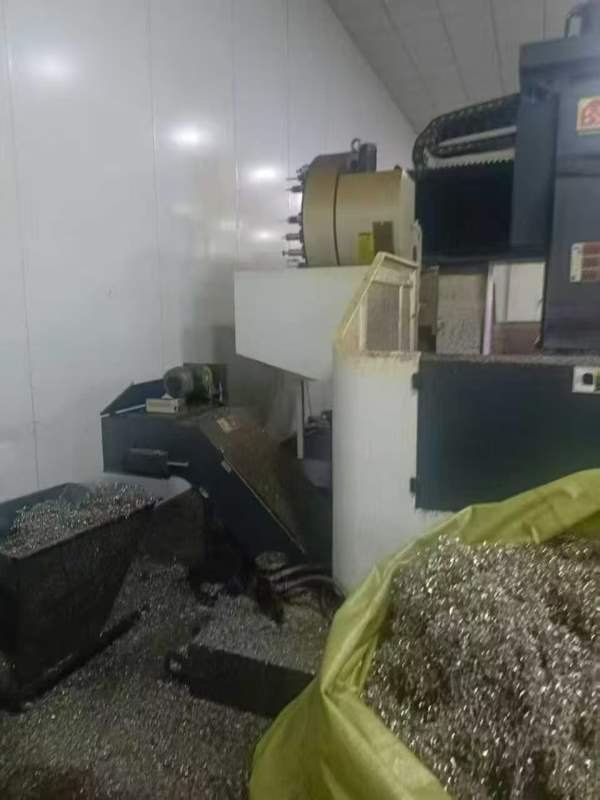 斌盛2013龙门加工中心，两线一硬，带刀臂式刀库，发那.