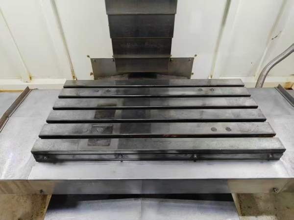 新到一台2022年雅力士重型850加工中心，两线一硬重型.