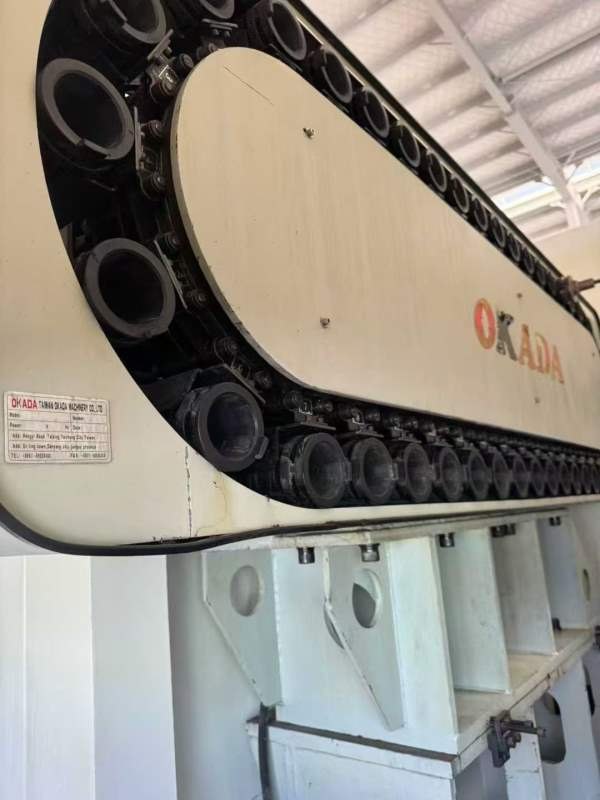 准新德将630单工位卧加，工作台一度一分，三轴重型线.