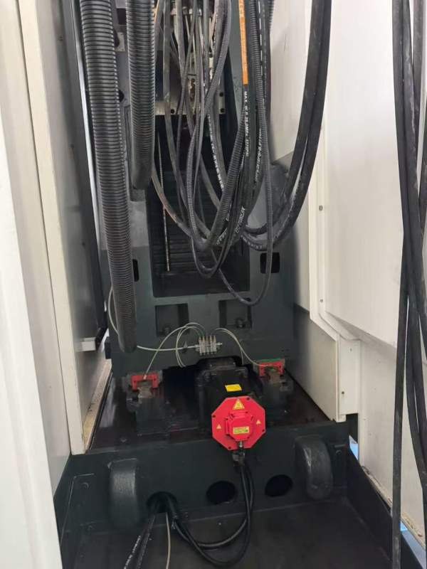 准新德将630单工位卧加，工作台一度一分，三轴重型线.