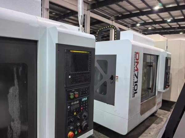 台湾合资国祥T700钻攻BT.30主轴转速10000转21把伞式私.