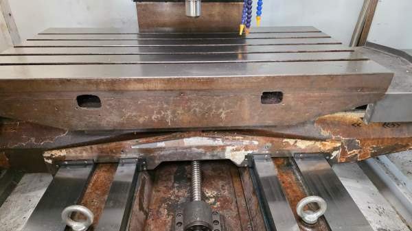 台湾立扬1160加工中心，三硬，24把刀库，BT50主轴，精.