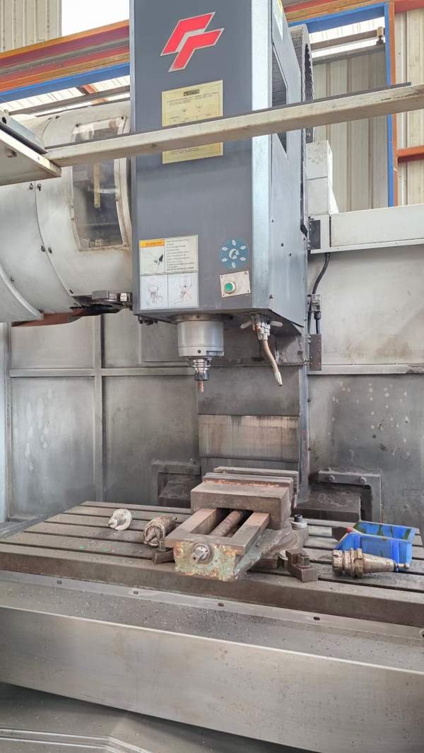 杭州友佳40A加工中心，三轴行程：1020520500，两线一.