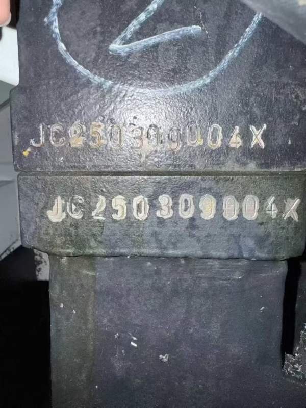 2025年准新广东众琪855重型加工中心，三菱M80系统，BT.