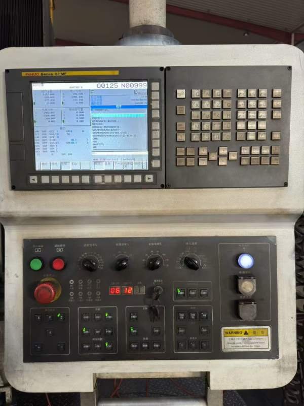 亚威6米龙门，工作台2.4米6米，门宽2.7米，门高1.5米.