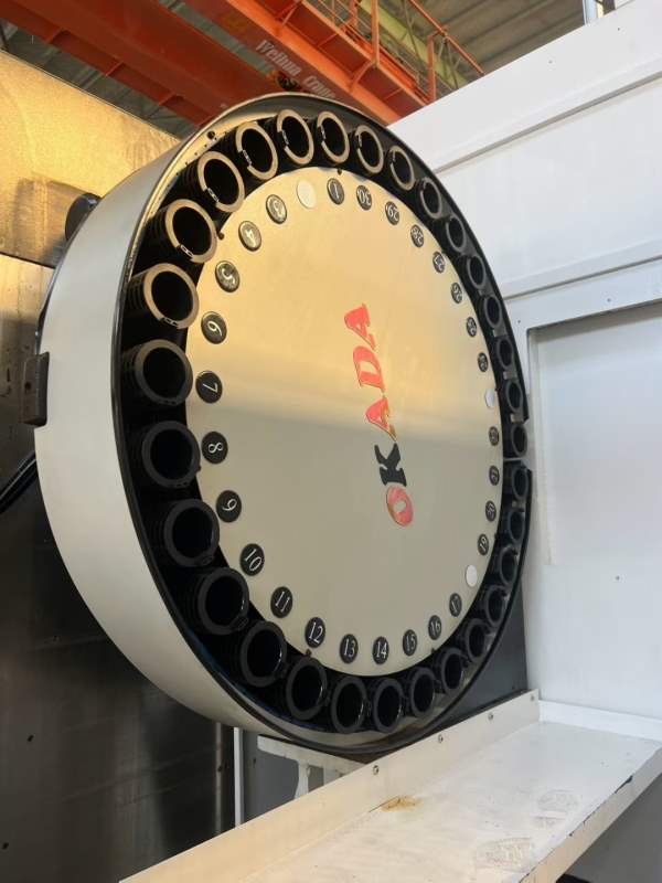 刚刚到货格勒玛700，630单工作台卧加三轴行程/Y/Z，11.