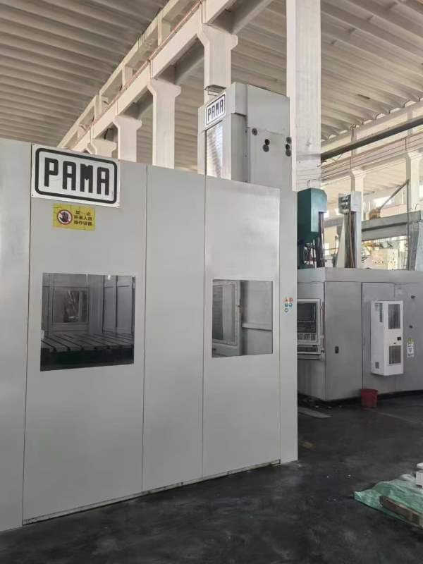 意大利帕马130数控镗床工作台参数：工作台2200/1800轴.
