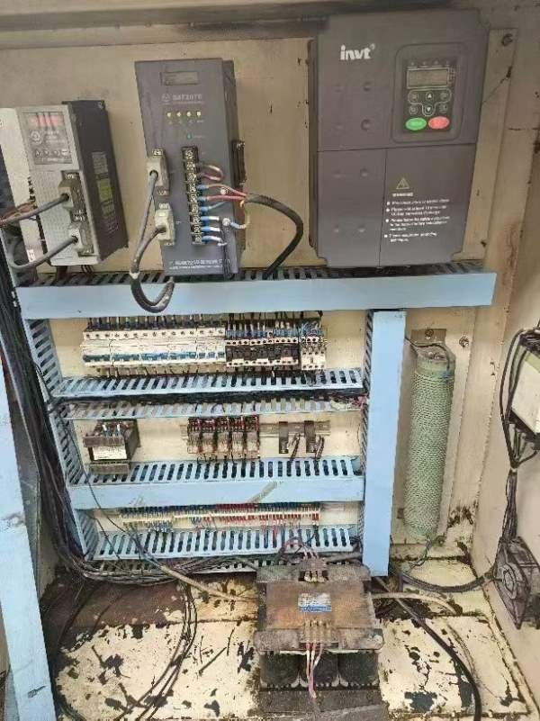 金宇6163X6000数控车，很少用。