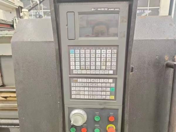 金宇6163X6000数控车，很少用。
