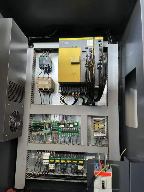 2022年坤杰1370加工中心，发那科MFplus系统，两线一硬.