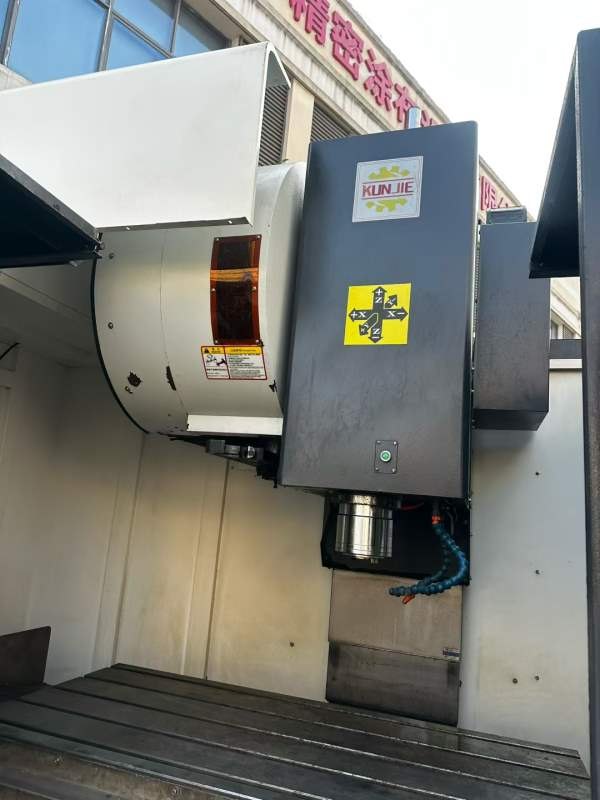 坤杰1370三线50主轴。