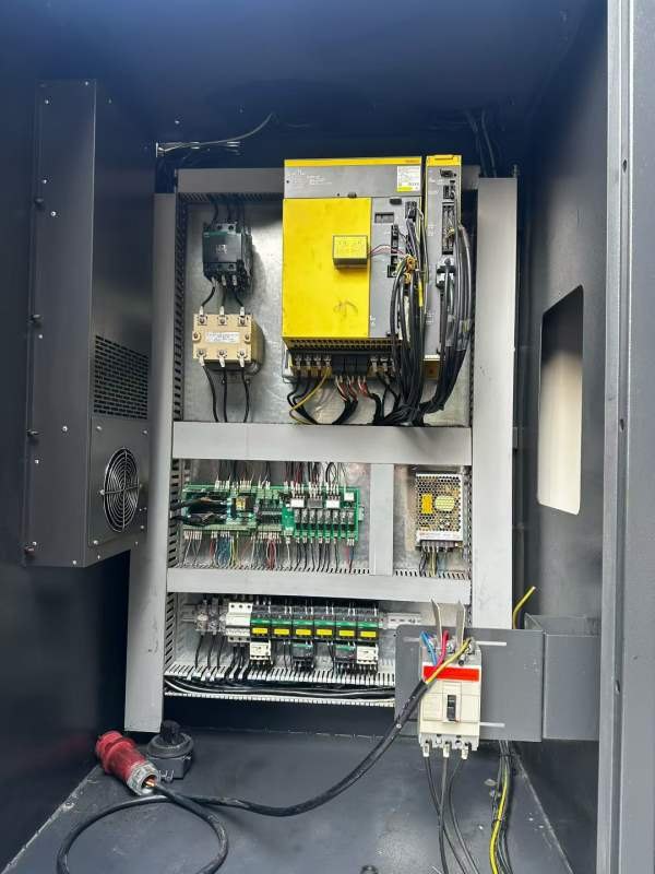 坤杰1370三线50主轴。