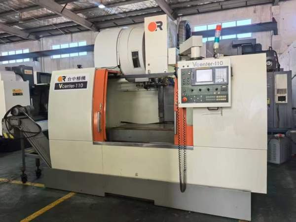 台湾原装台中精机V110系统：发那科0i-MD1包系统带USB.