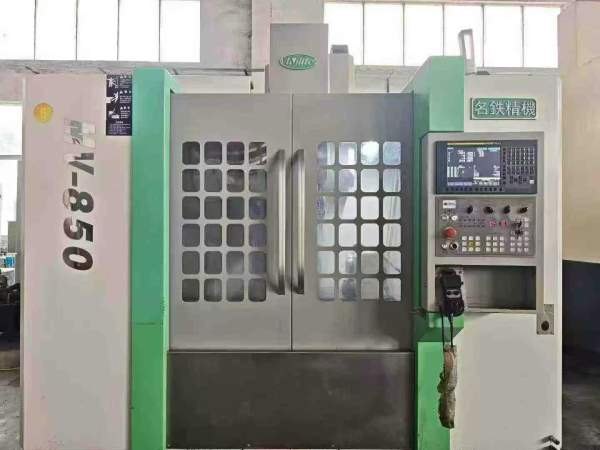 两线一硬名铁850四轴加工中心，发那科MF PIUS系统，BT.