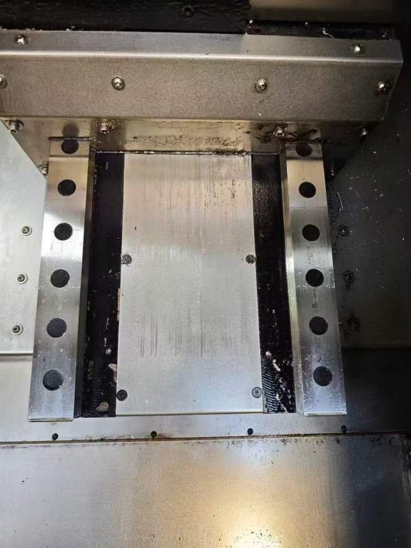 使用几百小时，2023年国盛lHT1031数控车床、发那科Plu.