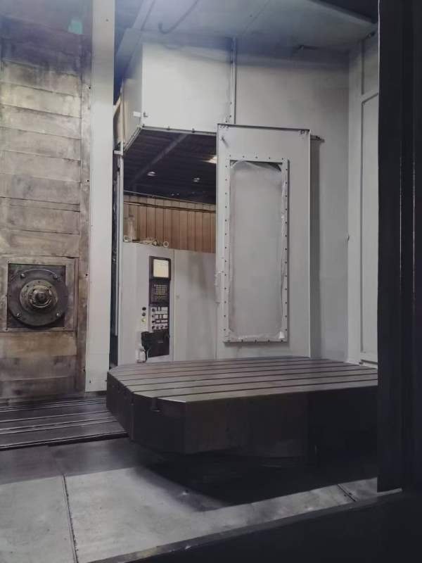 海天卧式镗铣100H海天1米卧加一台，型号:HTM-100H/d .