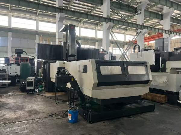 杭州友佳4224E数控龙门，工作台2/4米，门宽2.5米，门.