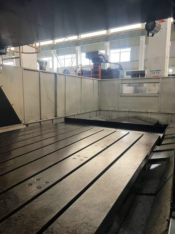 杭州友佳4224E数控龙门，工作台2/4米，门宽2.5米，门.