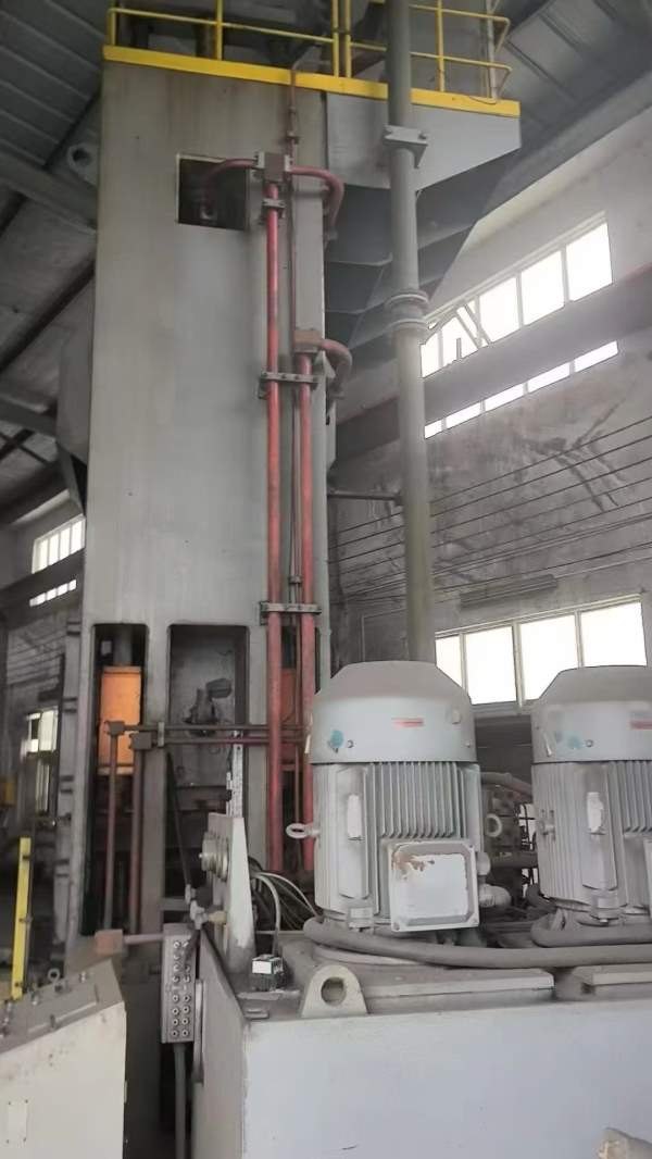 供。湖洲产2500吨模锻油压机，仅试3个工件，现厂位低.