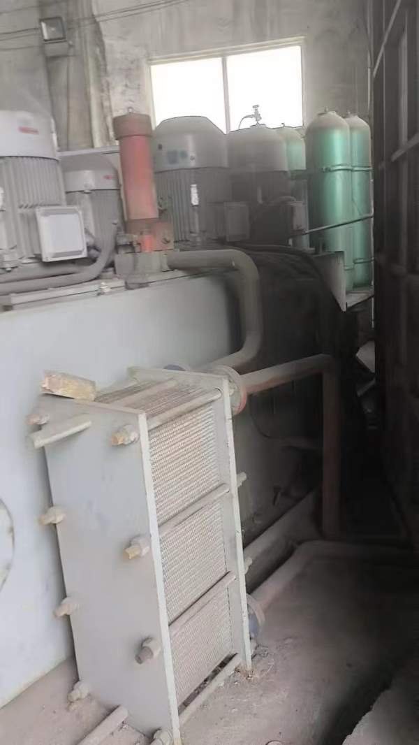 供。湖洲产2500吨模锻油压机，仅试3个工件，现厂位低.