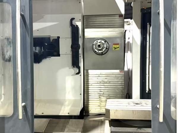 上海衡旭630卧加，3轴滚柱线轨，50主轴，24把刀臂刀库.