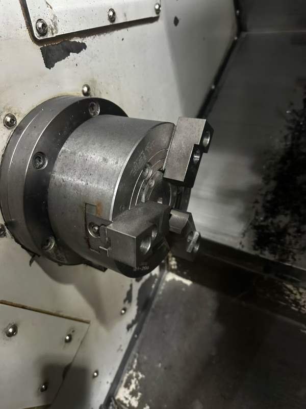 韩国原装斗山220m车铣复合，满刀座 送四个动力刀，3个.