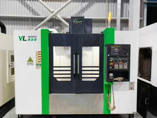 雅力士重型850加工中心2022年 发那科OI-MFPlus系统两.