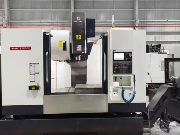 江苏吉德特1370加工中心2025年 三菱M80系统三轴滚柱线.