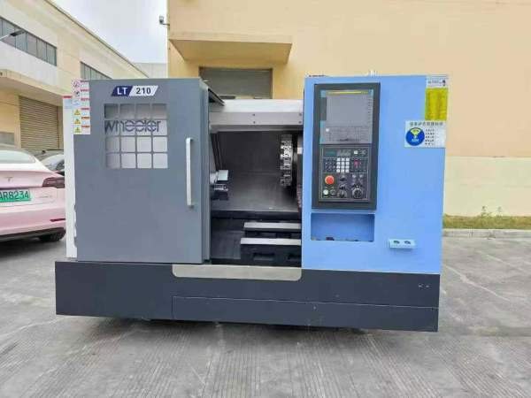 蕙勒8寸车床几乎全新，便宜处理