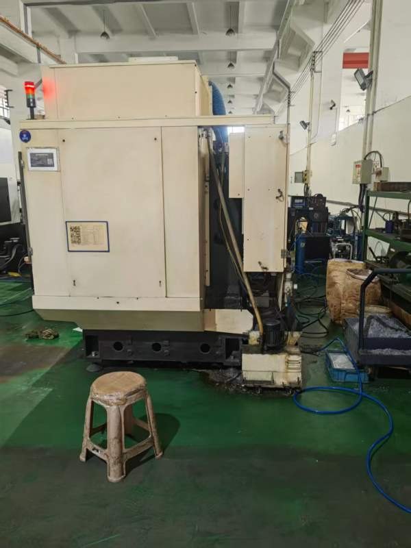 刚刚买下2015年发那科钻攻中心，14把刀，精度如新机，.