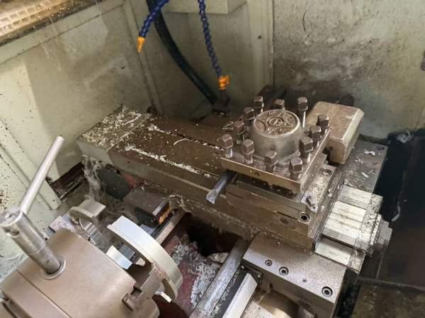 济南三机6136数控车，发那科系统，价格便宜