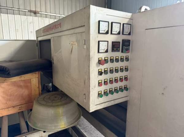 无锡平板磨砂机一台，价格便宜