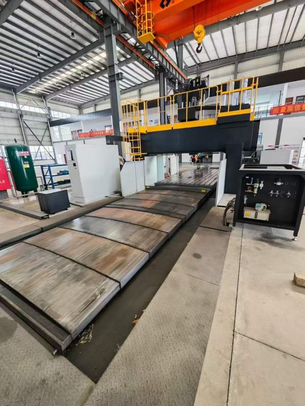 2023年到厂准新机宁波海天6032龙门加工中心，工作台2..