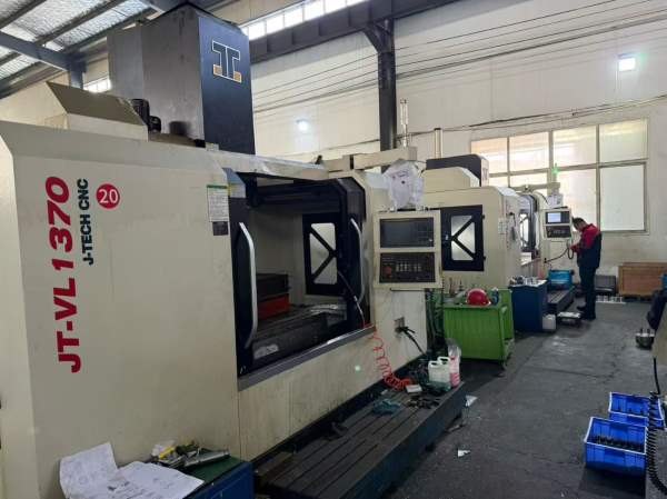 西安工厂同款2台2021年嘉泰1370加工中心，发那科MFplu.