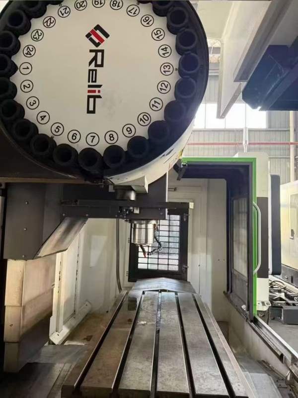 2022年坤杰1370加工中心，发那科MF plus系统，两线一.