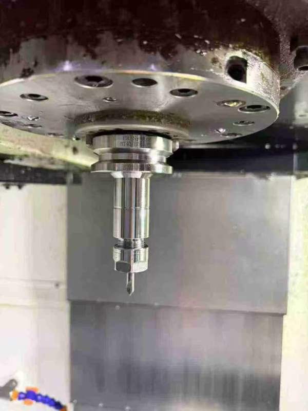 MAZAK马扎克430AL立式加工中心工作台：mm三轴行程：0m.