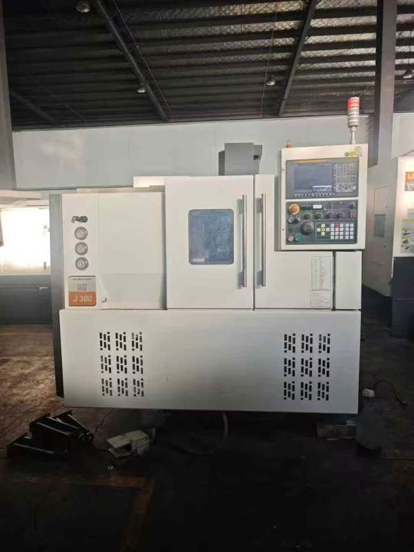 印度ACEJ300数控车床，同款三台，2022年出厂，法纳克T.