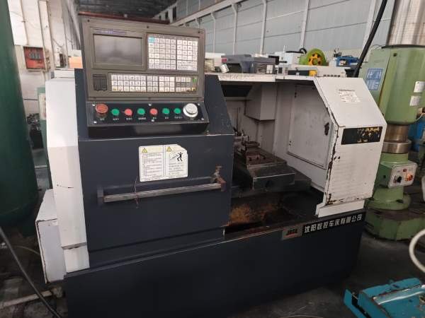 沈阳CK630数控车床，广数系统，排刀，低价出售