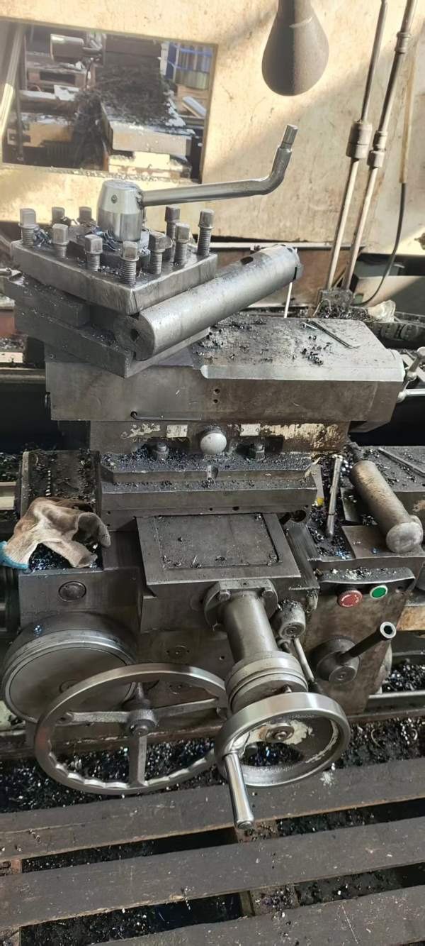 2010年沈阳61803米车床低价出售