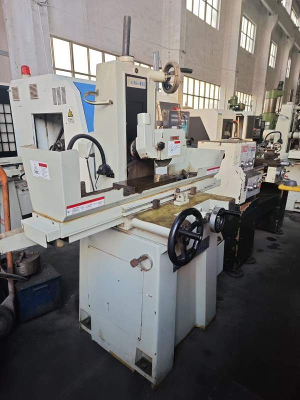 精品亚力达618磨床两台，低价