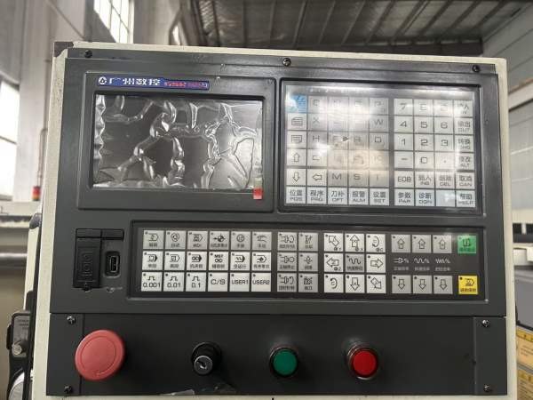 正宗2020年云南精机CNC-6150/1000数控车床，设备安装.