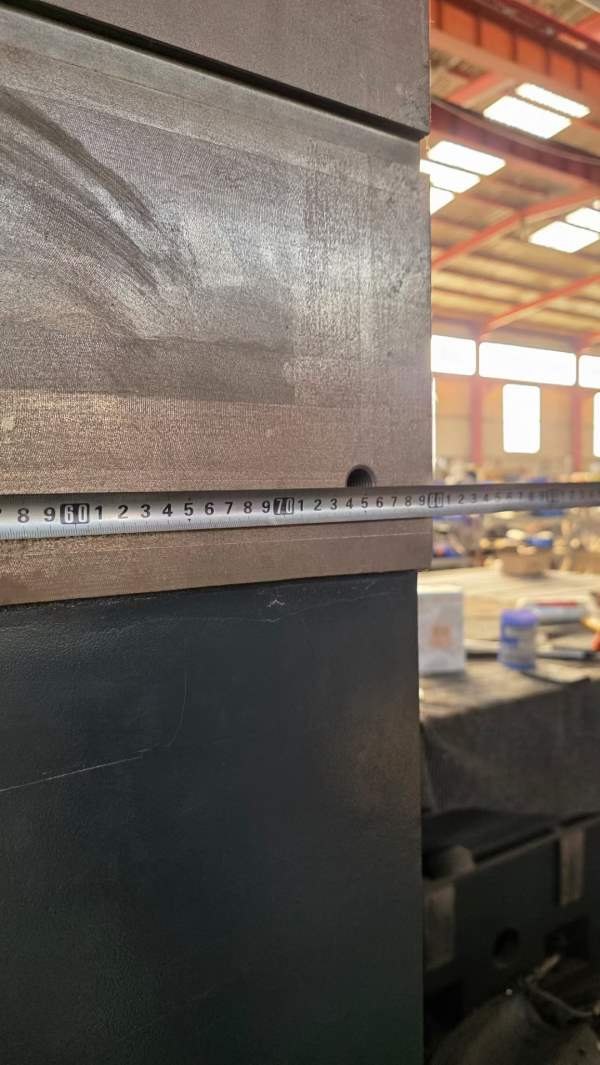 台湾全新机DMV-4022龙门加工中心，光机，全新机，带质.